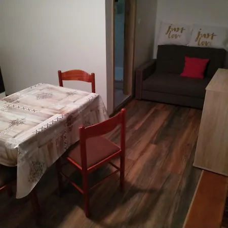 Apartma Pri Kovaciji Apartment Sempas